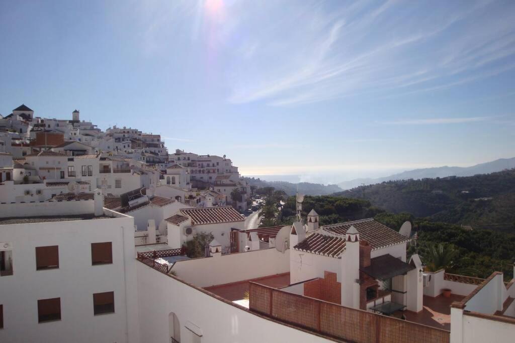 Bonito Apartamento Piscina Wifi Frigiliana Exterior foto